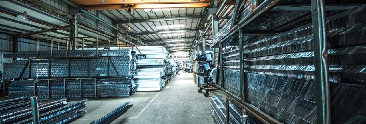 成立千大二廠鋁料倉庫